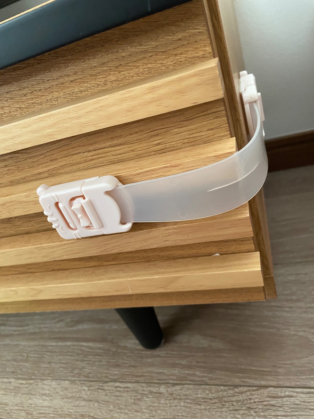 引き出しストッパー ダイソー レビュー 1枚目